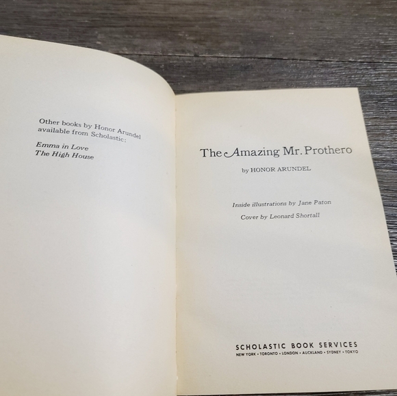 Vintage 70s Scholastic Paperback The Amazing Mr. Prothero by Honor Arundel - Picture 6 of 13